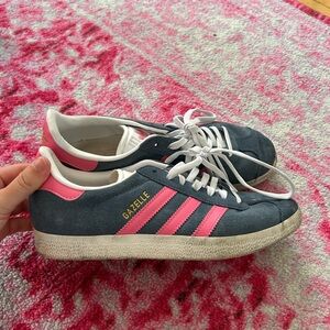 Adidas Gazelle Women's Sneakers - Dark Blue and Pink